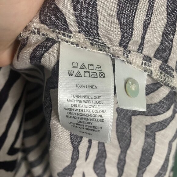 (2) Tahari linen tunic blouses 3X green brown stripe - Picture 9 of 12